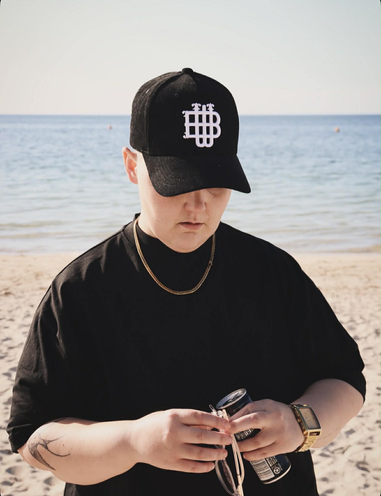 A FRAME CORDUROY CAP