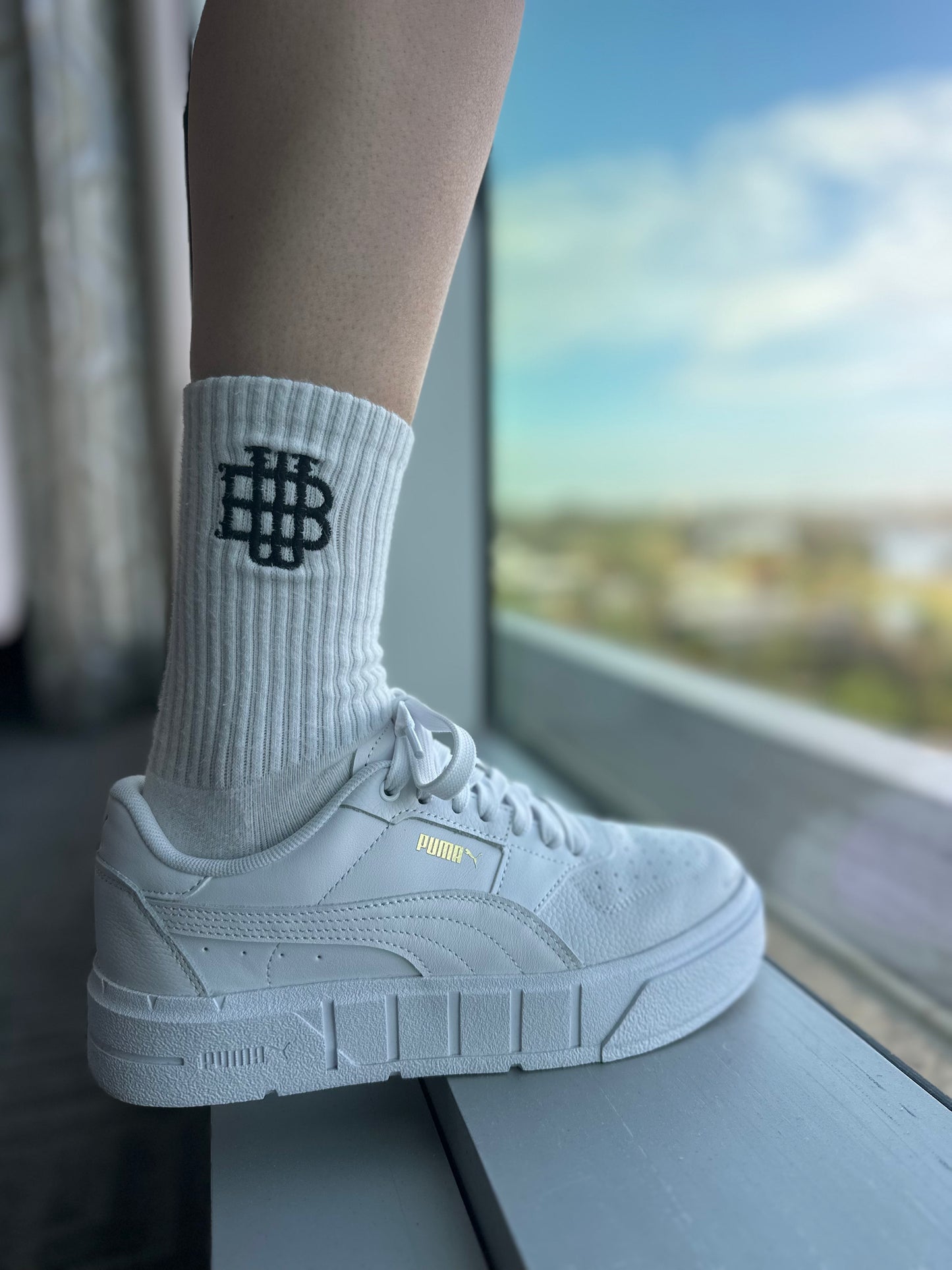 CLASSIC WHITE CREW SOCK